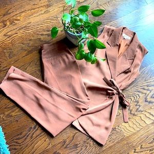 Lovely bronze business suit.